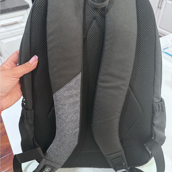 Volcom Backpack - Picture 5 of 11